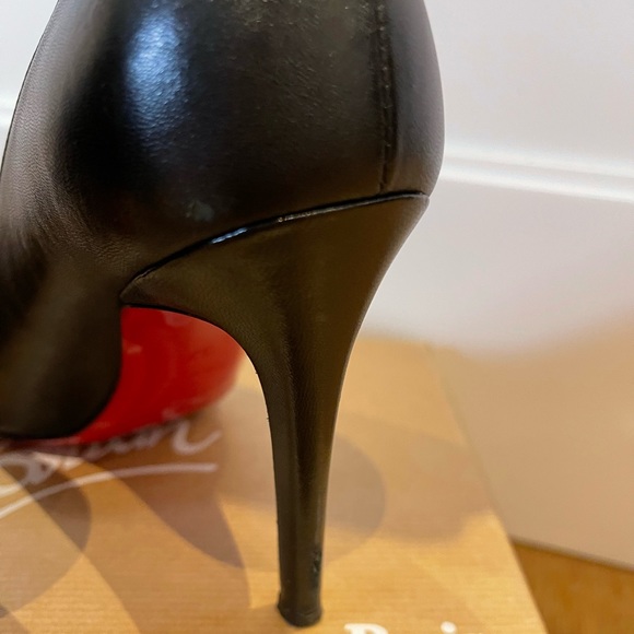 Louboutin Simple Pumps - Picture 4 of 6
